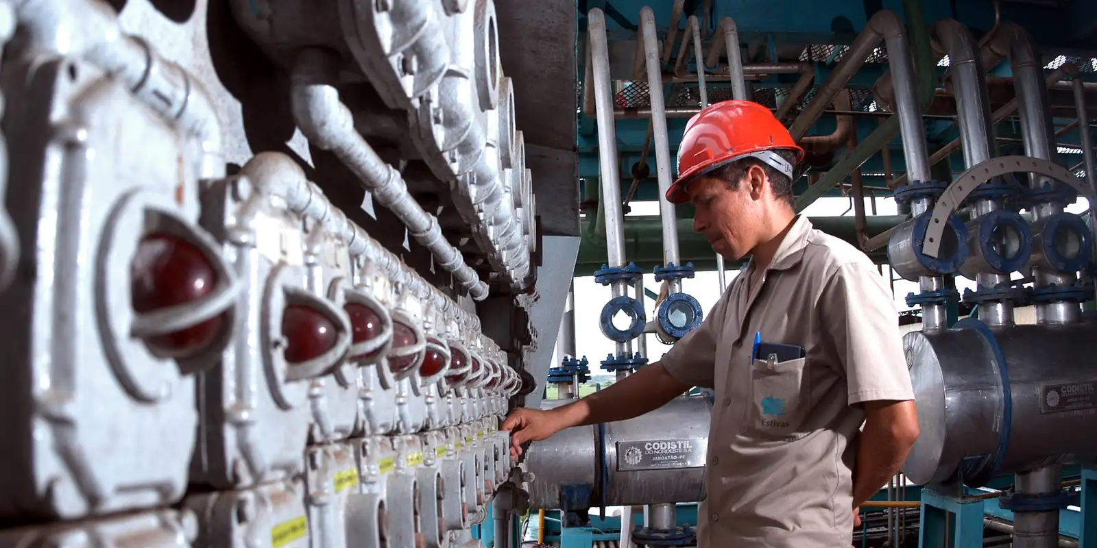 taxa-de-inovacao-das-empresas-industriais-esta-em-64%