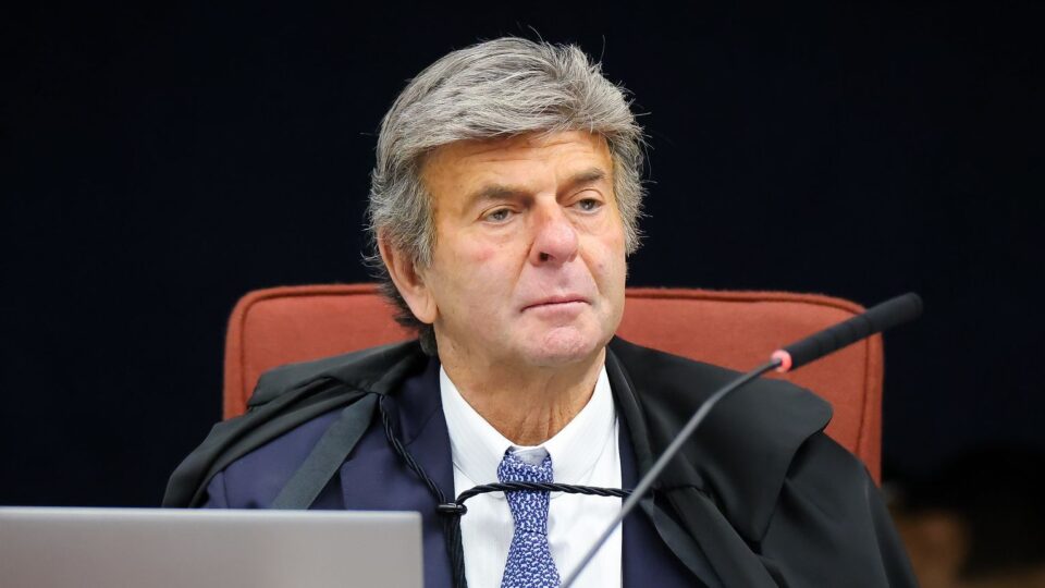 suposto-golpe:-a-licao-de-direito-sem-politica-de-luiz-fux-ao-brasil