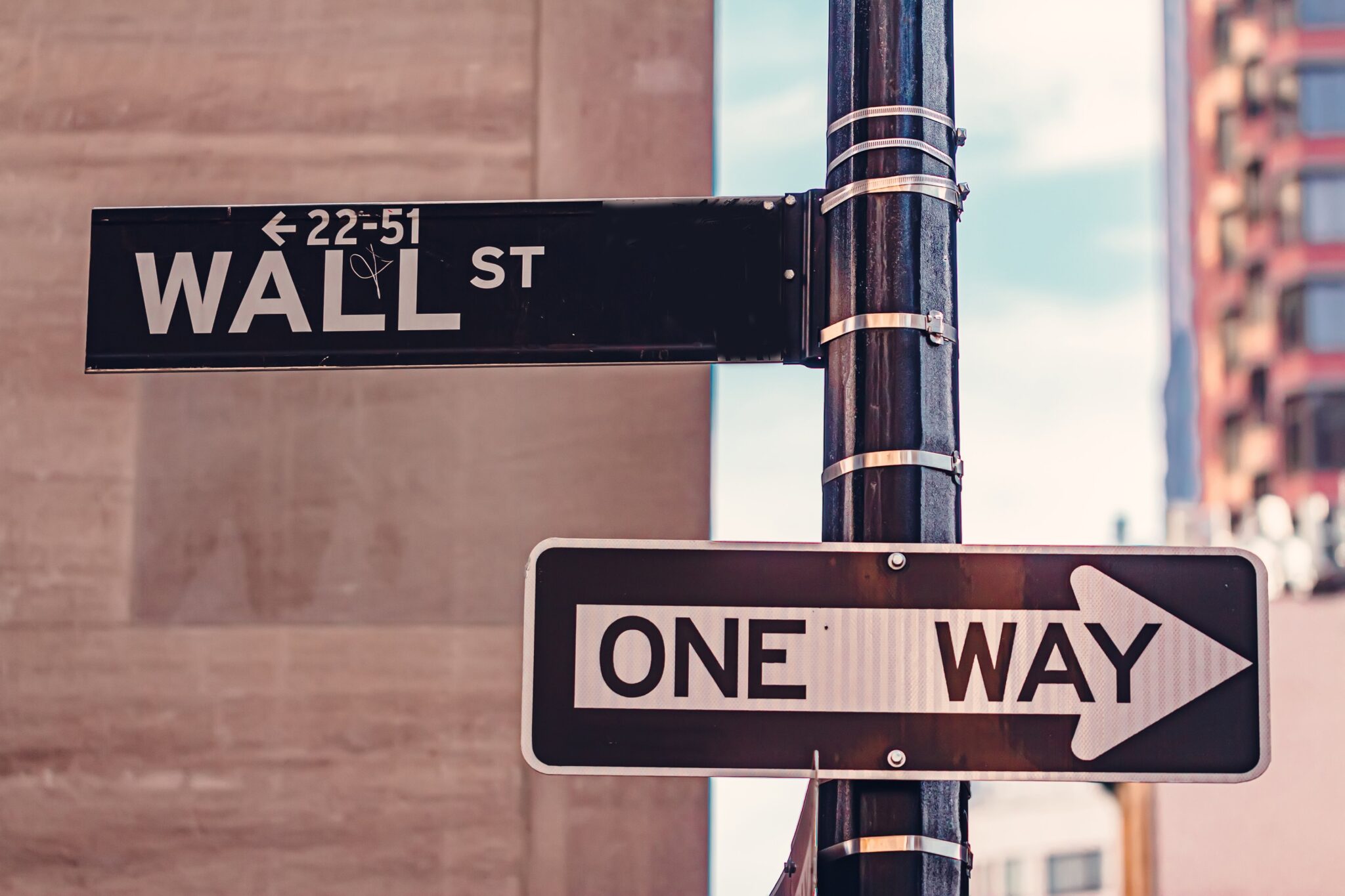 briga-das-bolsas:-walmart-troca-nyse-por-nasdaq-em-meio-a-disputa-por-empresas