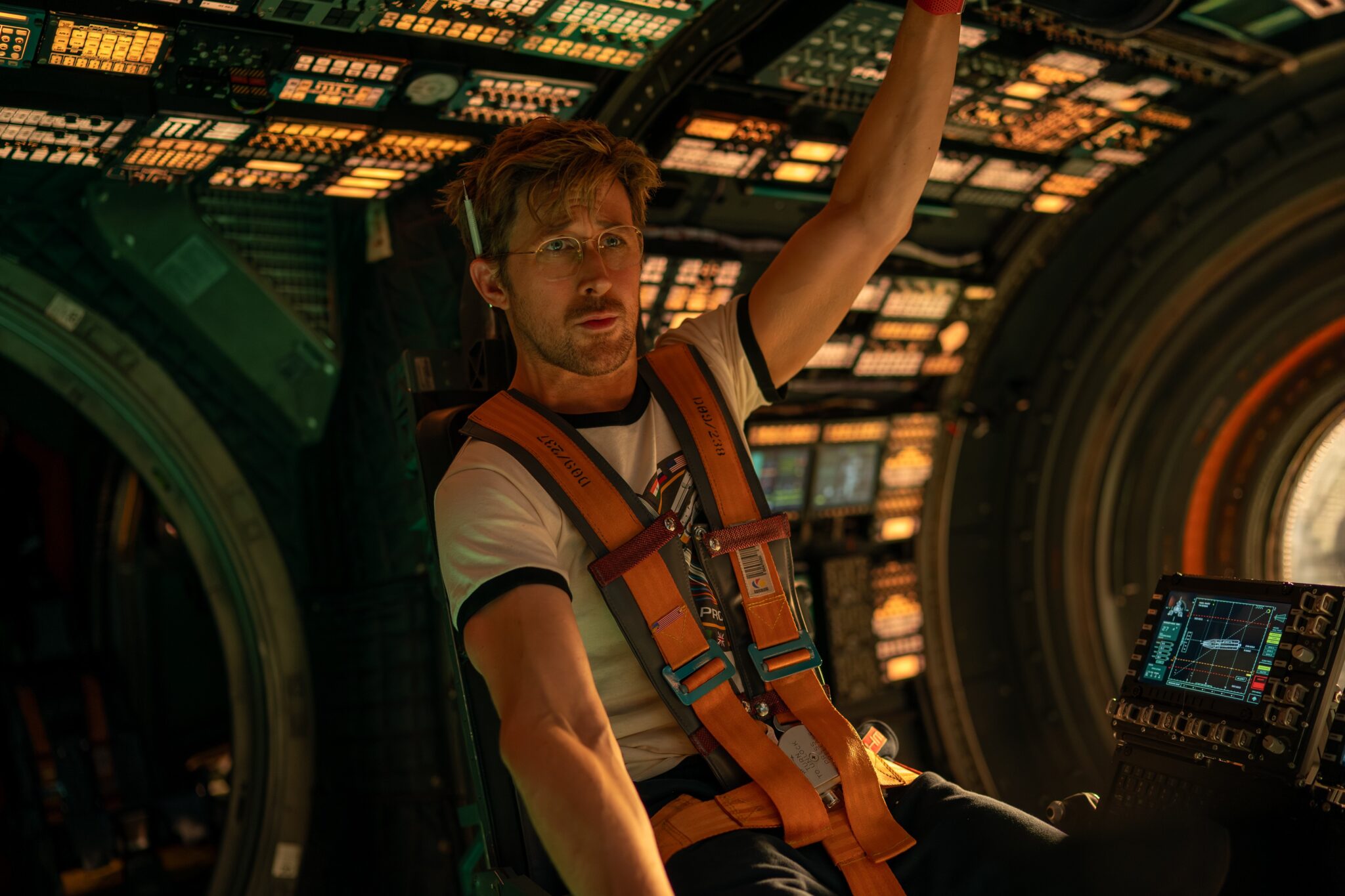 astronauta-da-artemis-ii-elogia-o-filme-espacial-‘devoradores-de-estrelas’:-‘exemplo-extraordinario’
