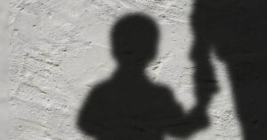 mae-aciona-pm-em-ivaipora-apos-ex-levar-filhas-sem-autorizacao