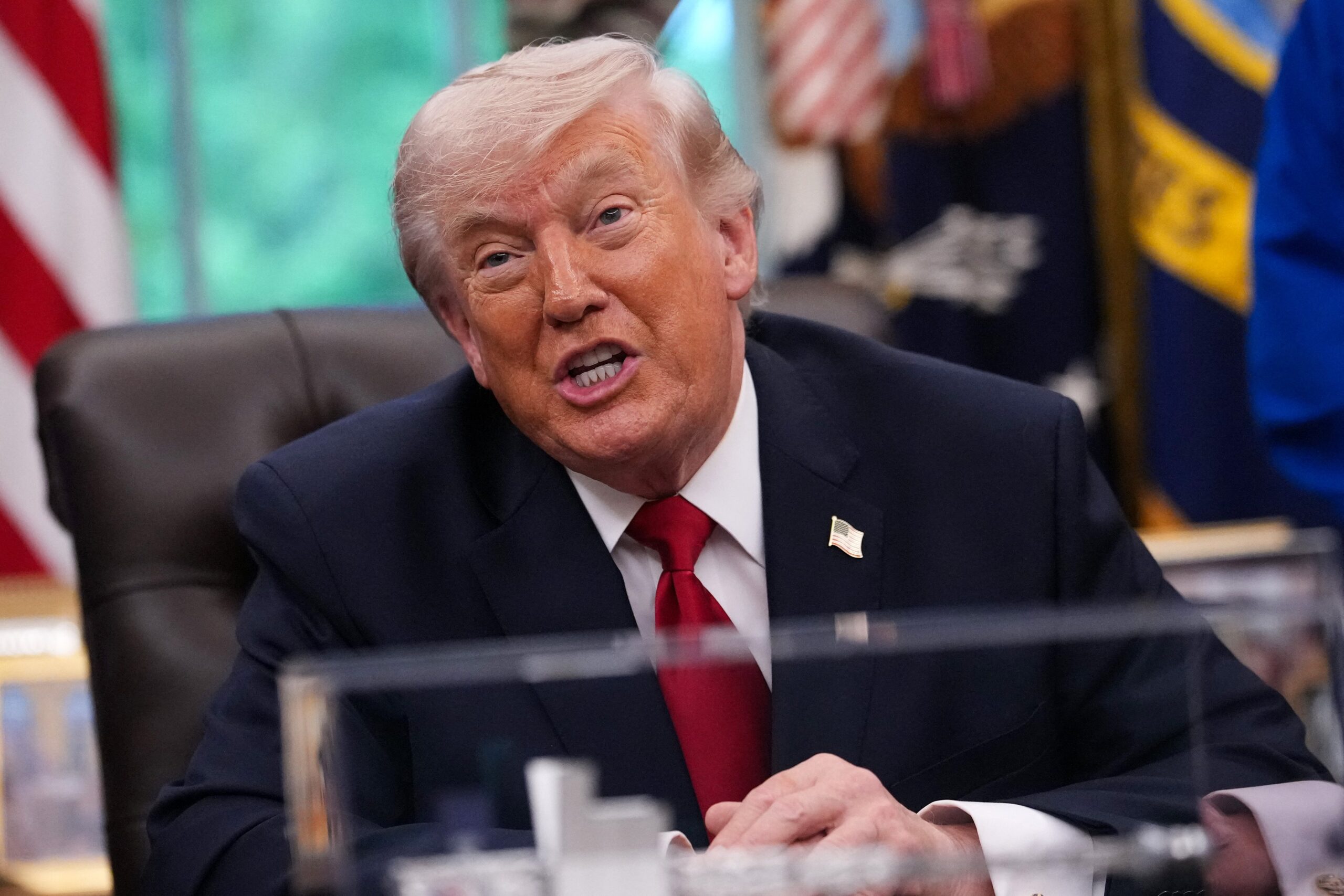 trump-minimiza-suspensao-de-negociacoes-com-o-ira:-‘realmente-nao-me-importo’