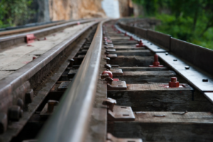 ferrovia-da-cedro-quer-melhorar-logistica-e-reduzir-emissoes-no-transporte-de-minerio