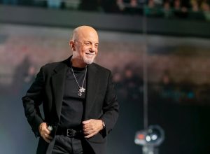 billy-joel-cancela-agenda-de-shows-apos-diagnostico-de-doenca-no-cerebro