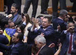 a-anistia-e-o-unico-caminho-para-a-paz