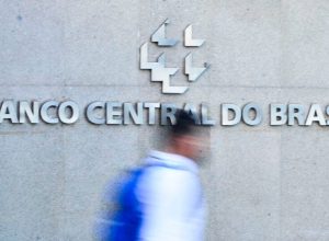 o-eterno-baixo-crescimento