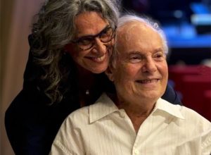 simone-e-francis-hime-preparam-show-conjunto-com-estreia-prevista-para-maio