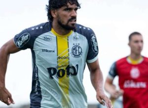 mirassol-faz-primeiro-treino-fora-do-pais-e-se-adapta-a-altitude-para-encarar-a-ldu