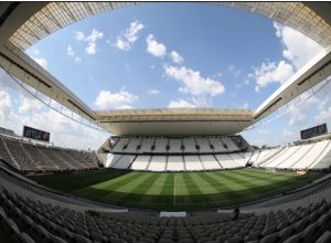 corinthians-fecha-2025-com-prejuizo-de-r$-143-milhoes-e-divida-de-r$-2,7-bilhoes
