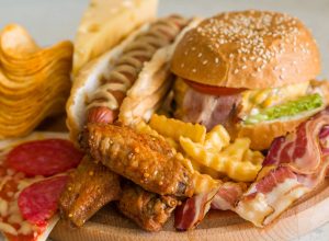 dietas-gordurosas-podem-facilitar-disseminacao-de-cancer,-sugere-pesquisa