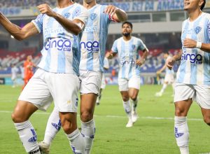 paysandu-supera-goias-nos-penaltis-e-conquista-a-copa-verde