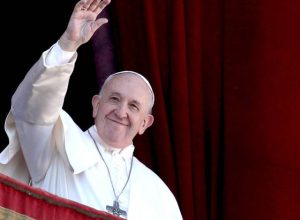 a-mensagem-do-papa-francisco-para-envelhecermos-bem-(e-em-boa-companhia)